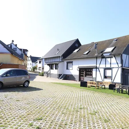 House Gdl Nürburgring *