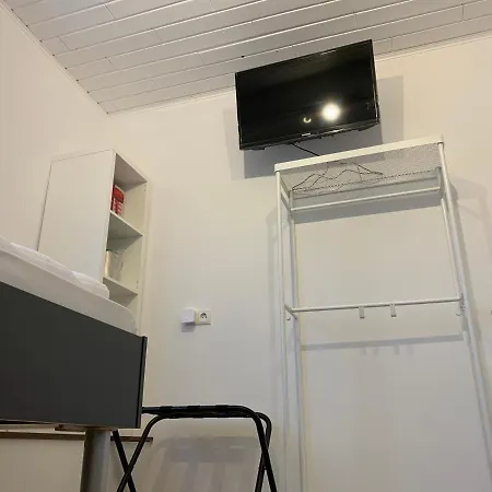 House Gdl Nurburgring Πανσιόν