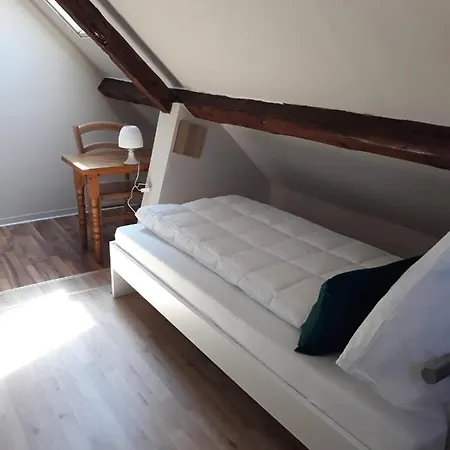 House Gdl Nurburgring Πανσιόν